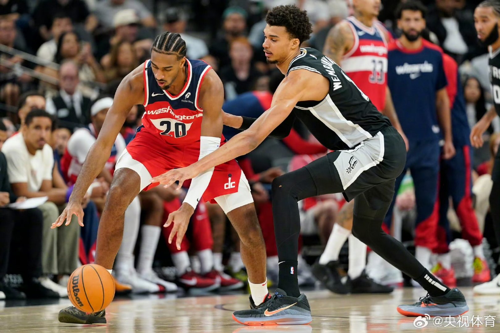 圣安东尼奥马刺国际比赛日伤情更新；志在意大利杯名次提升；媒体盛赞；控场能力受关注的简单介绍